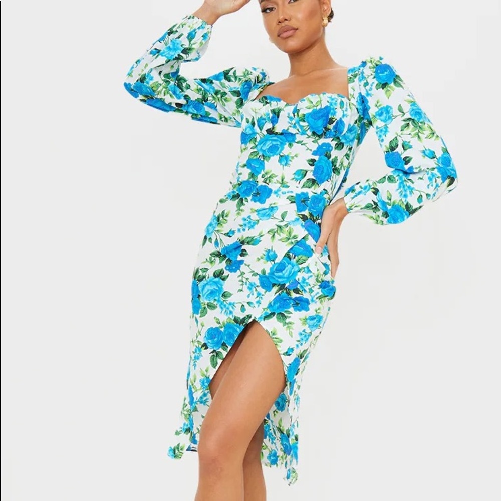 Blue Floral Print Ruched Bust Long Sleeve Midi Dress - Pretty Little Thing